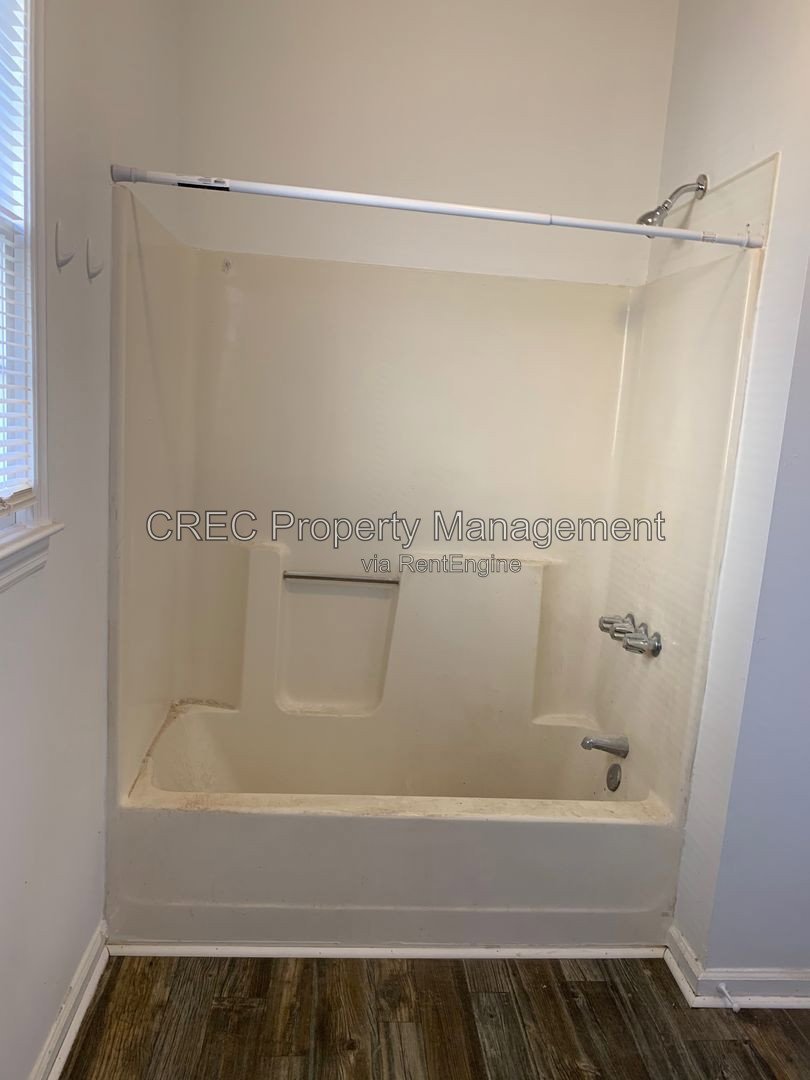** Coming Soon **Great Downtown Duplex Unit! property image