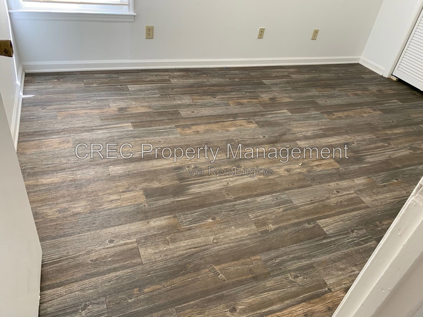 ** Coming Soon **Great Downtown Duplex Unit! property image
