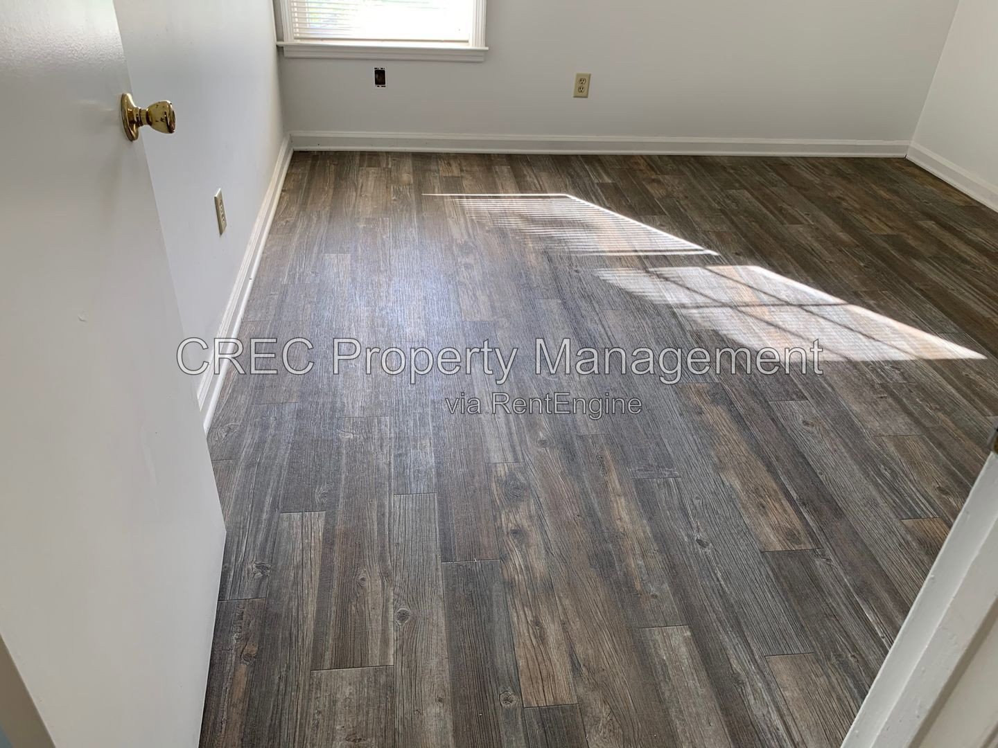 ** Coming Soon **Great Downtown Duplex Unit! property image