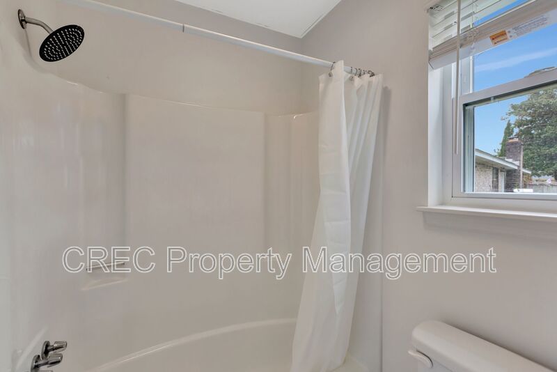 Charming Single-Story Home with Huge Backyard! property image