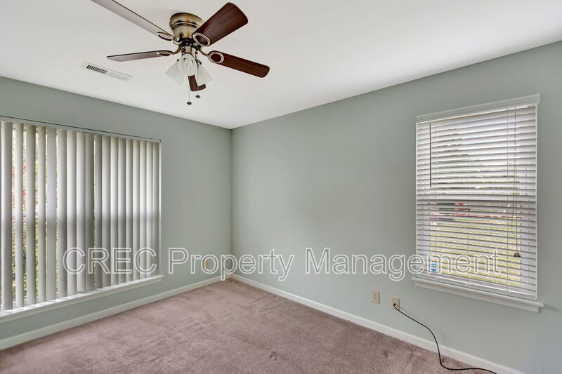 Charming Single-Story Home with Huge Backyard! property image