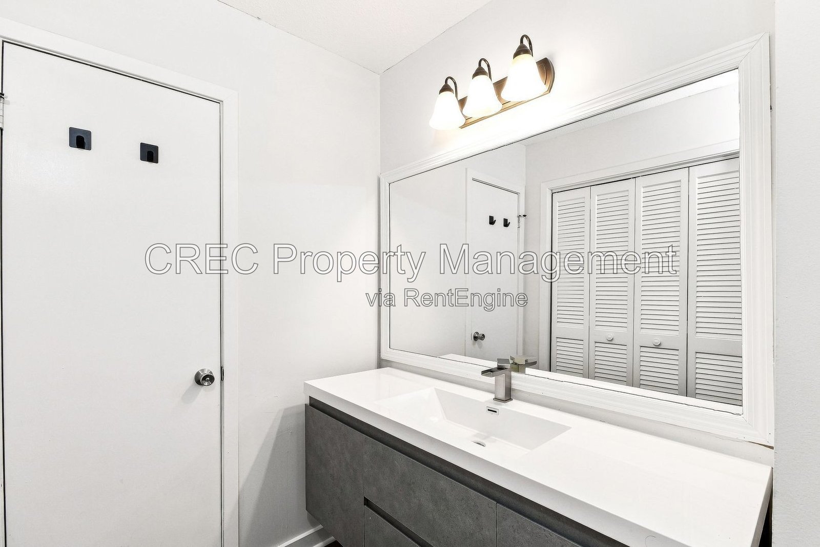 COMPLETELY RENOVATED Condo in West Ashley! property image