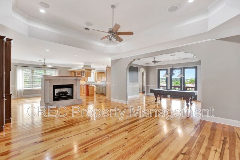 Elevated Elegance with Boat Access — A Property That Shines property image