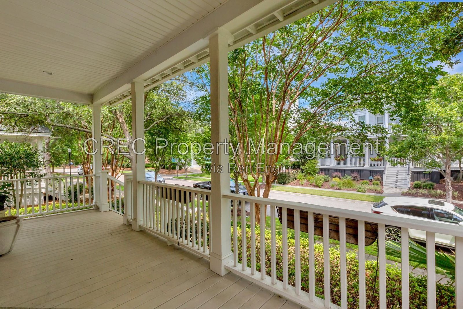 Beautiful custom Daniel Island home! property image