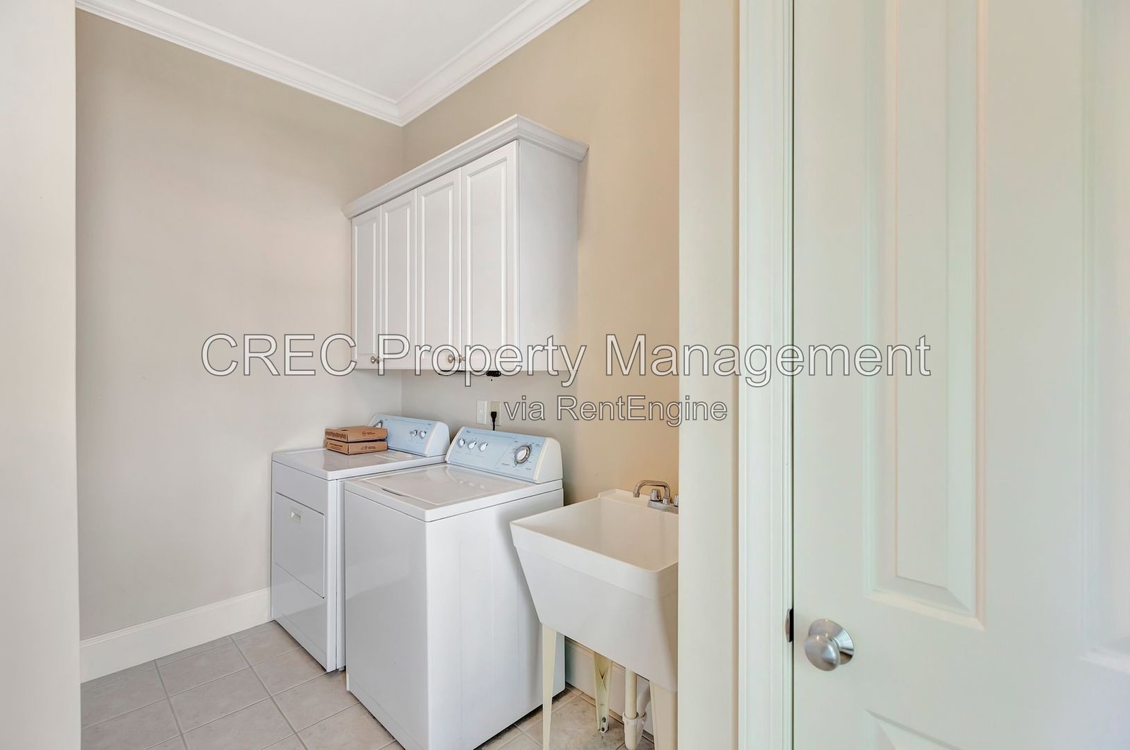 Beautiful custom Daniel Island home! property image
