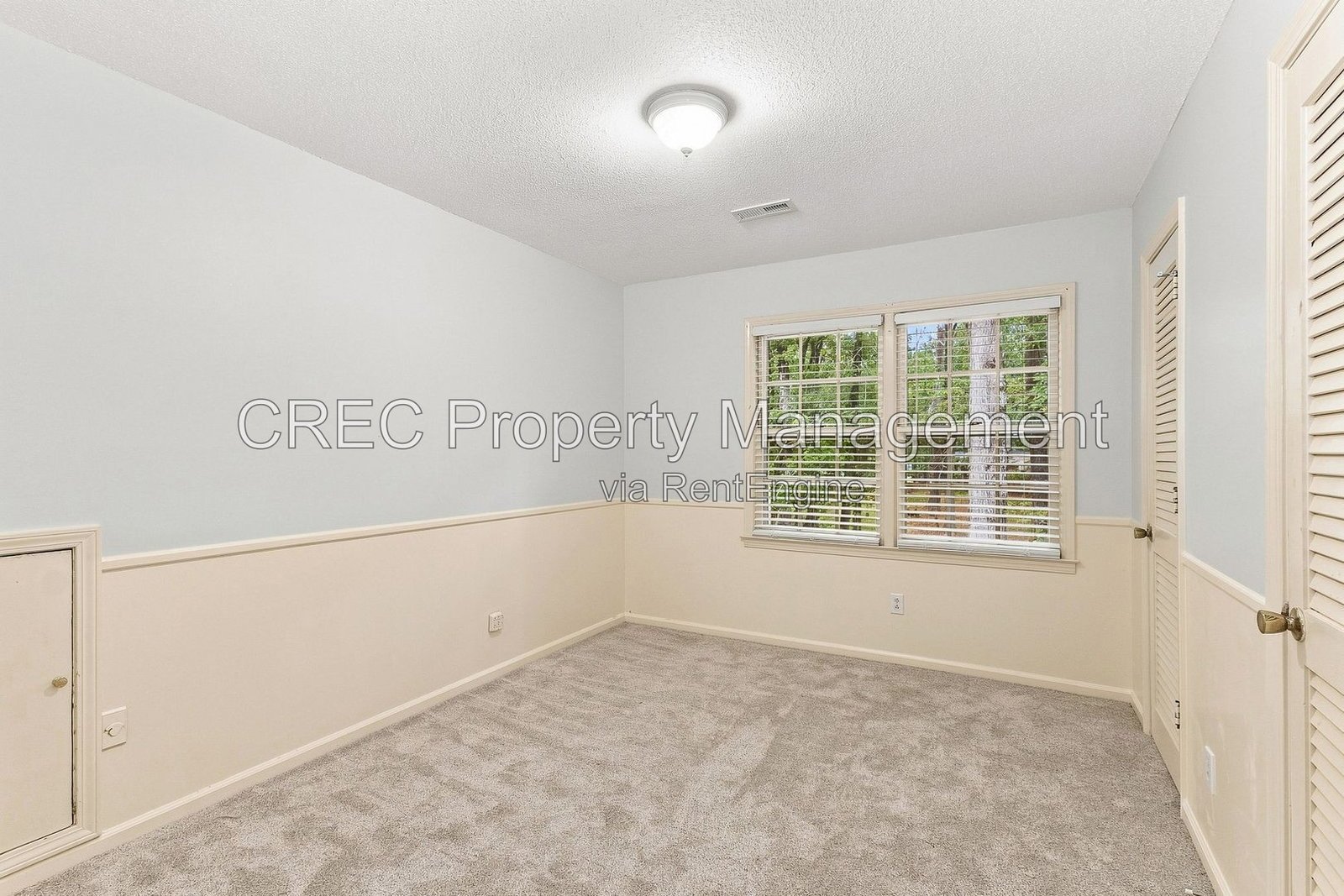 Classic Southern Elegance in Kings Grant! property image