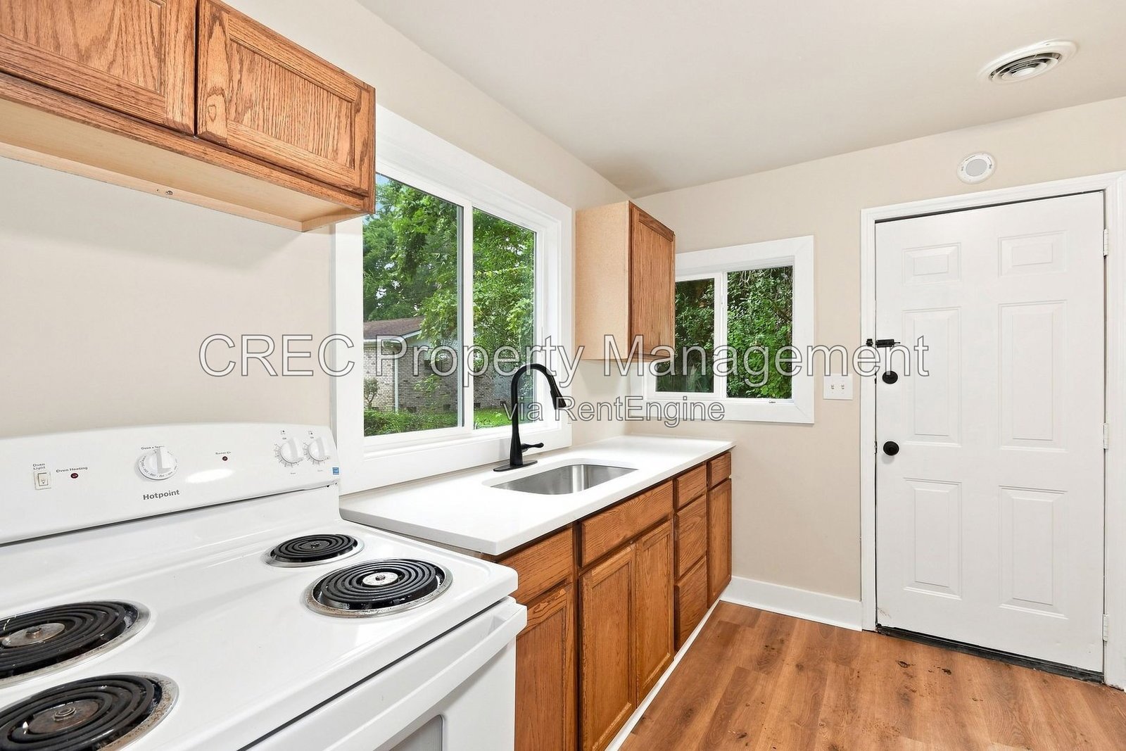 Newly Remodeled Duplex in West Ashley Unit A property image