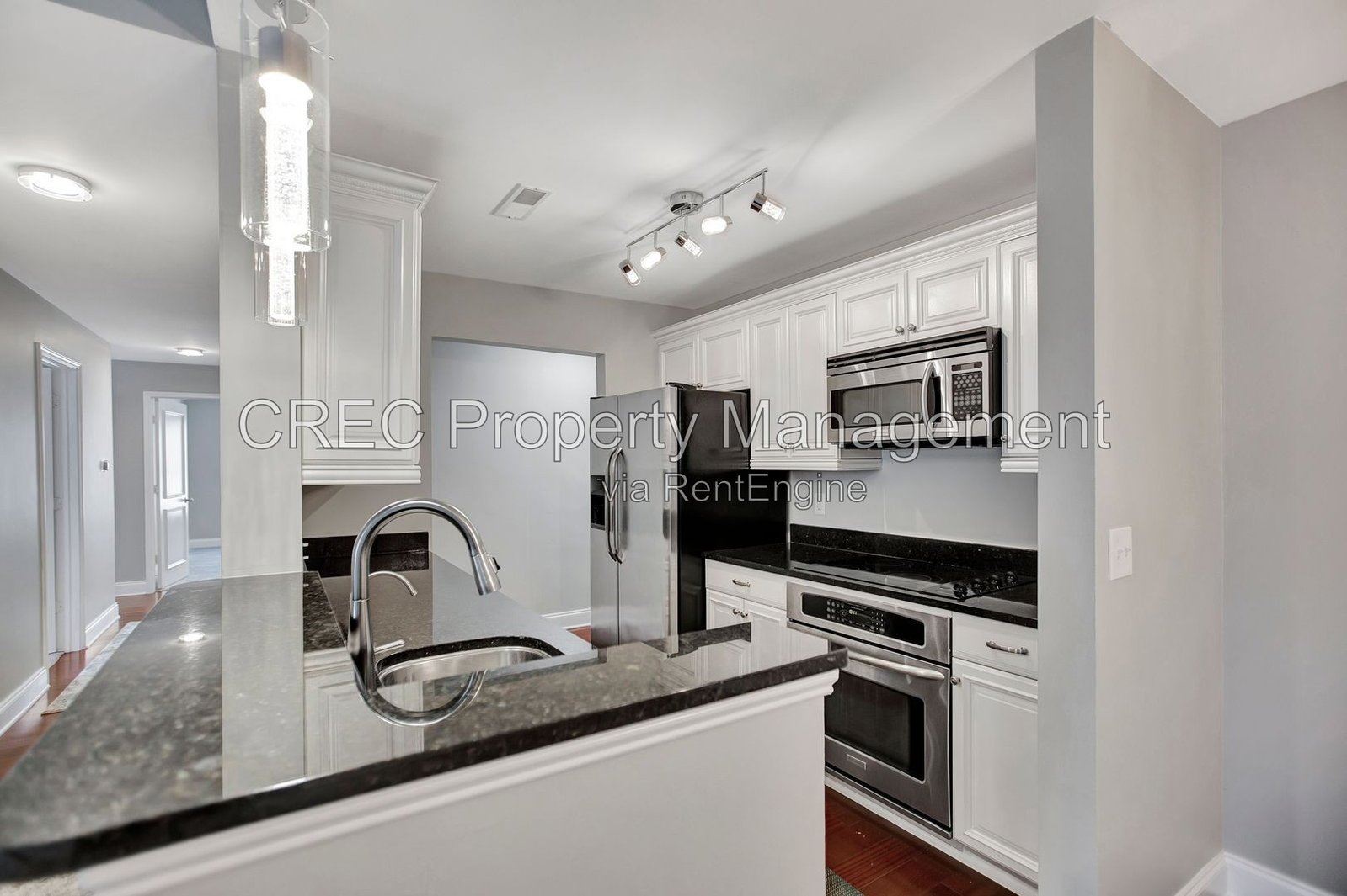 ** Coming Soon ** Mount Pleasant Condo MINUTES from IOP! property image