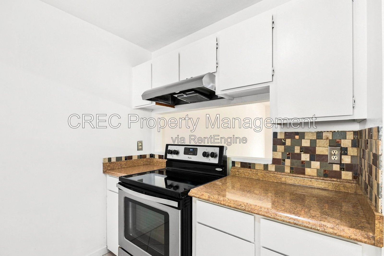 Move in Ready West Ashley Condo! property image