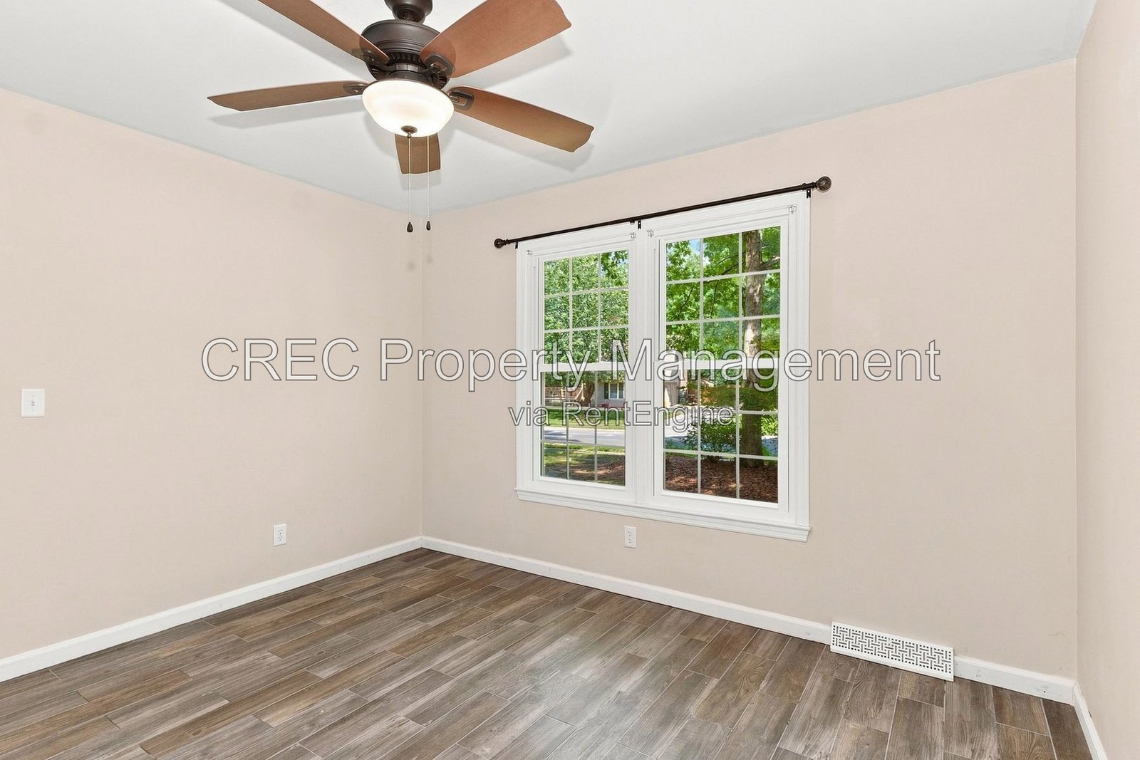 Lovely Home Has 3 Bedrooms with Attached Bathrooms! property image