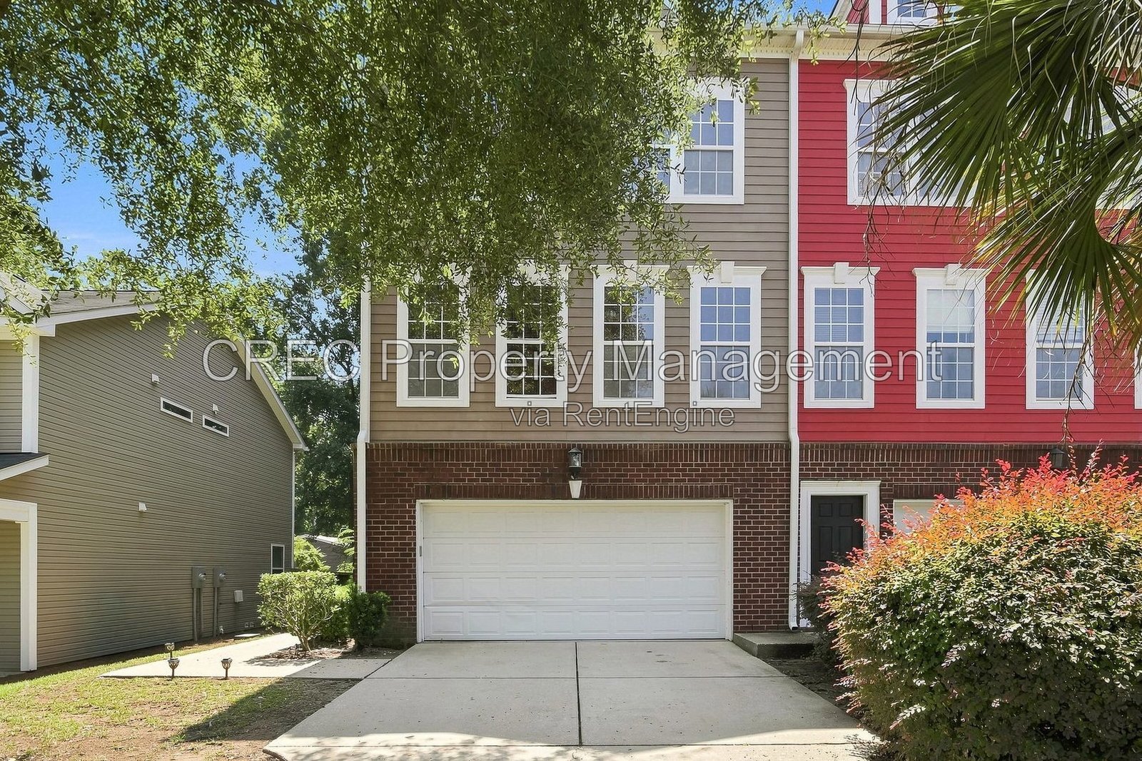 Spacious townhouse in Tranquil Hill Plantation! property image