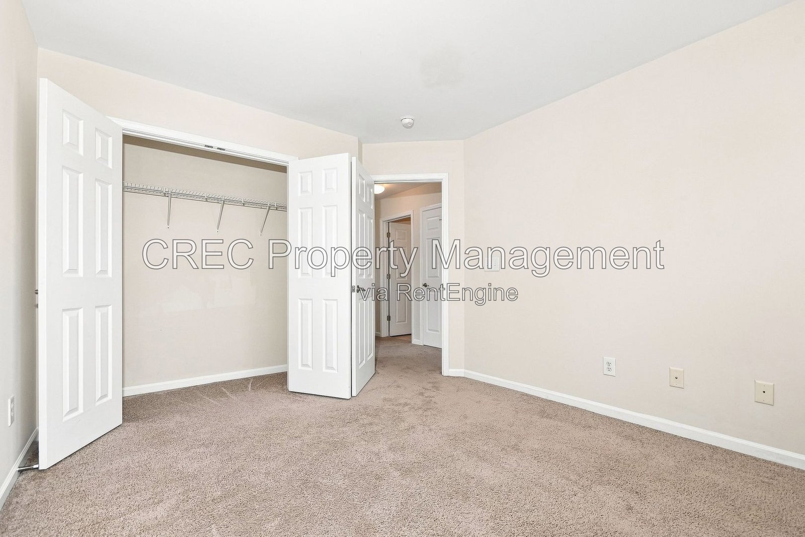 Spacious townhouse in Tranquil Hill Plantation! property image