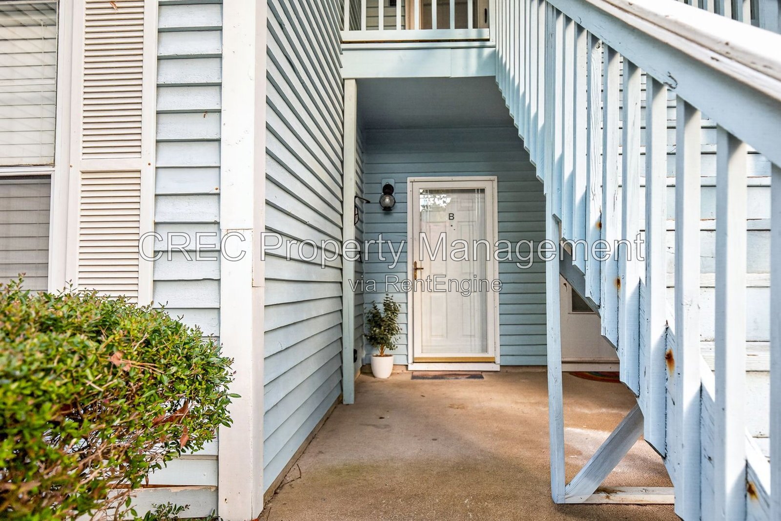 Beautifully Updated Townhouse in a Super Convenient Location! property image