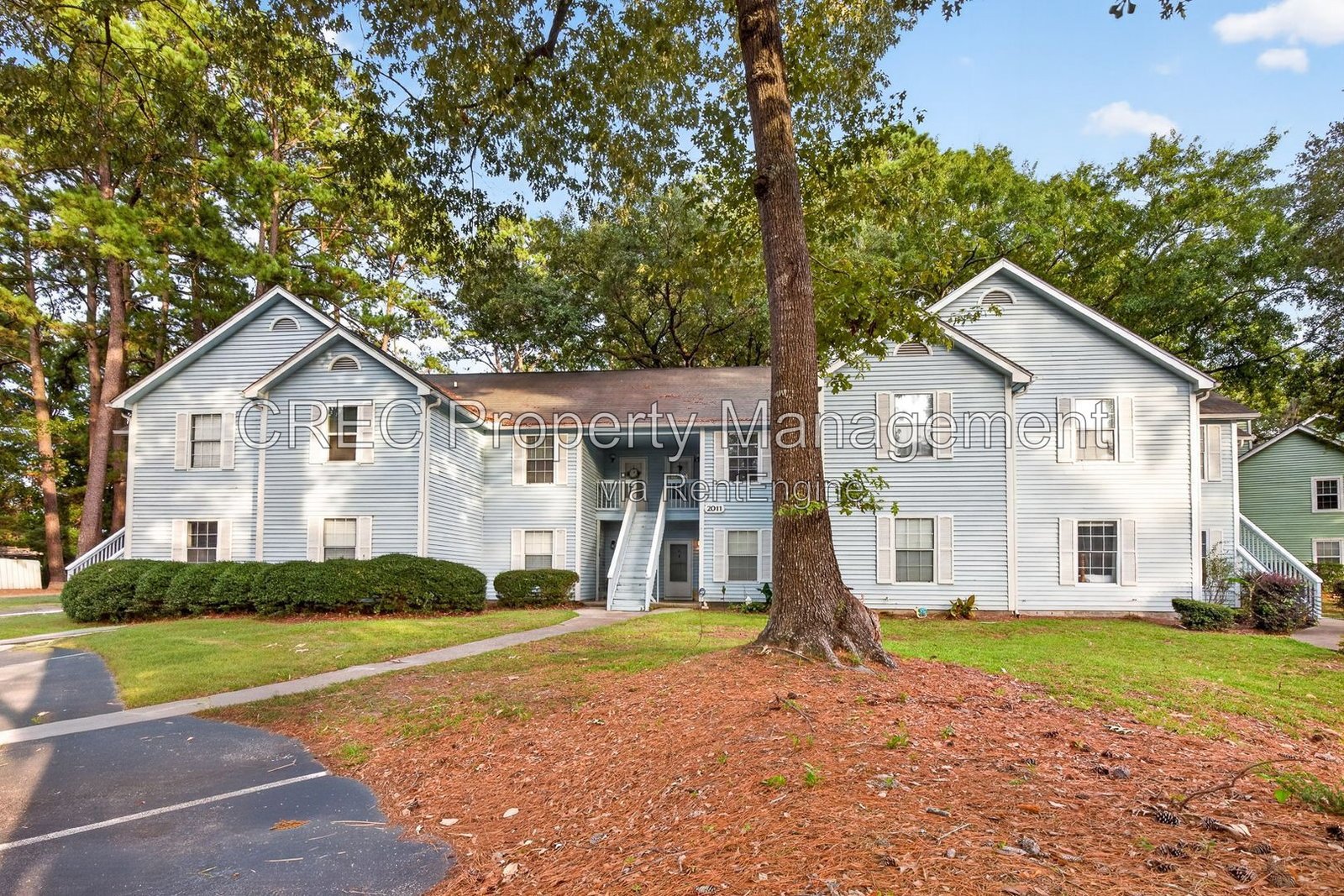Beautifully Updated Townhouse in a Super Convenient Location! property image