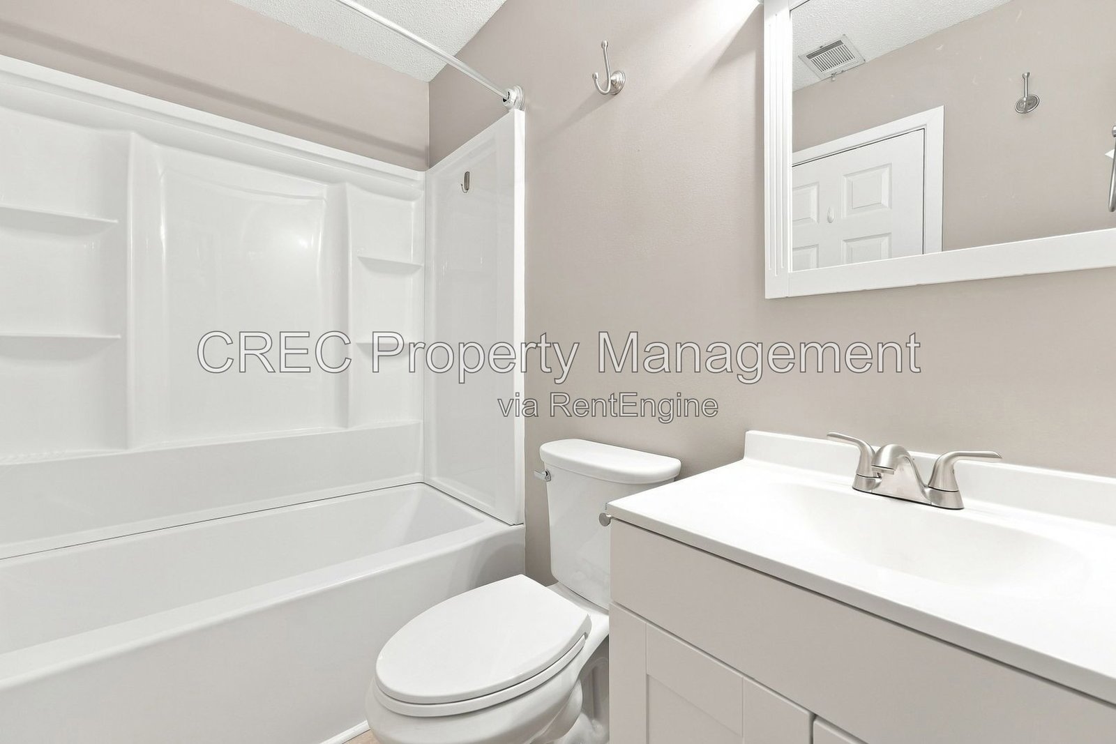 Beautifully Updated Townhouse in a Super Convenient Location! property image