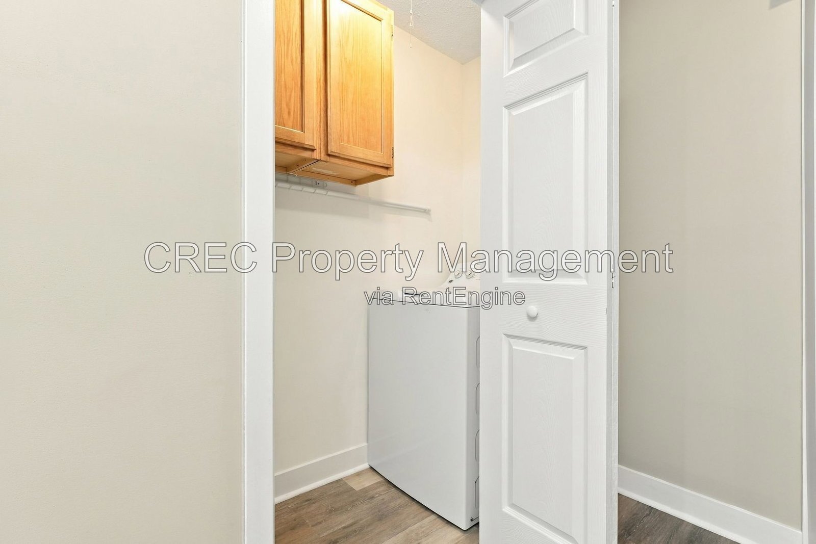 Beautifully Updated Townhouse in a Super Convenient Location! property image