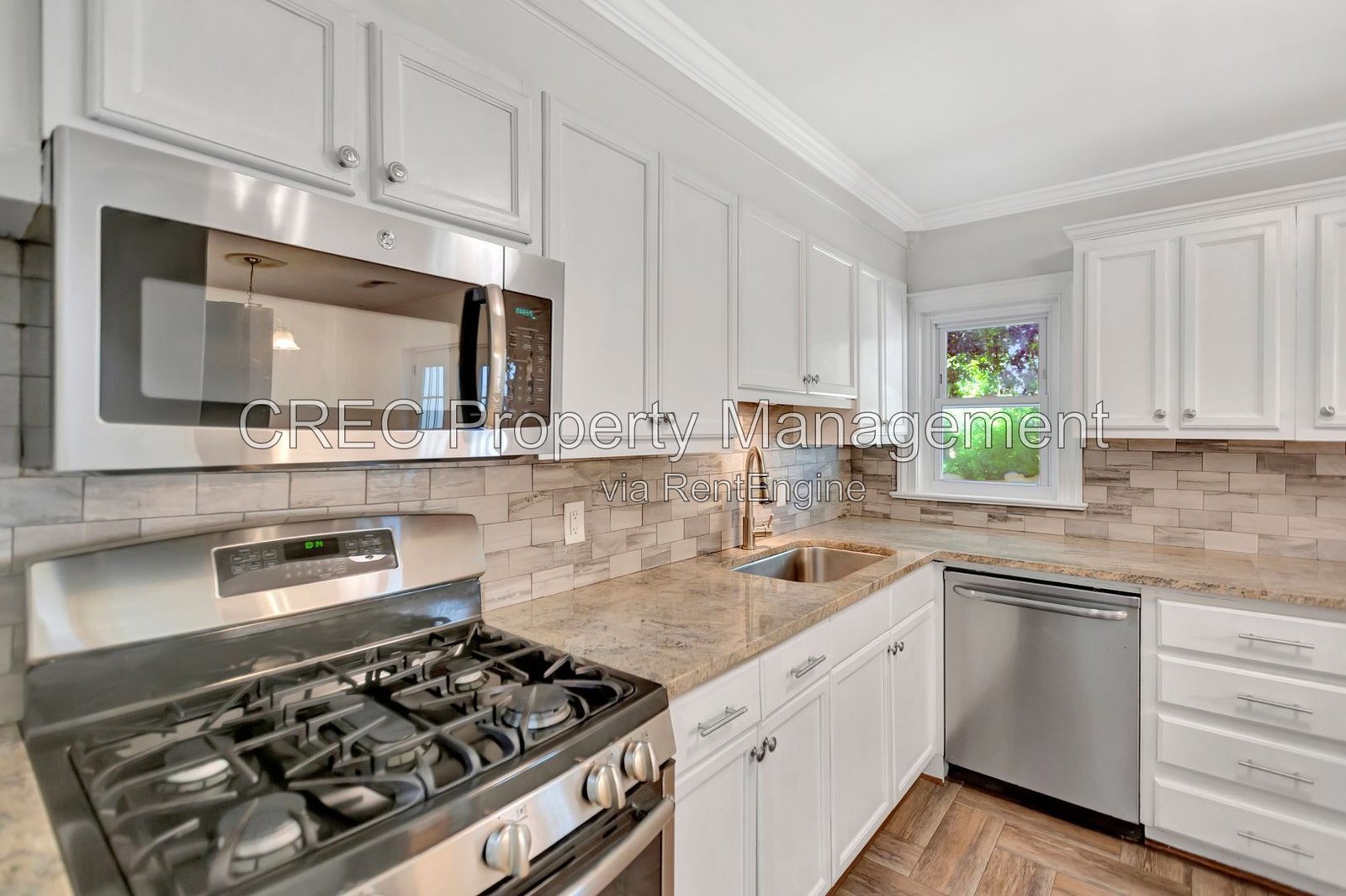 **Coming Soon** West Ashley Home in Pinecrest Gardens! property image