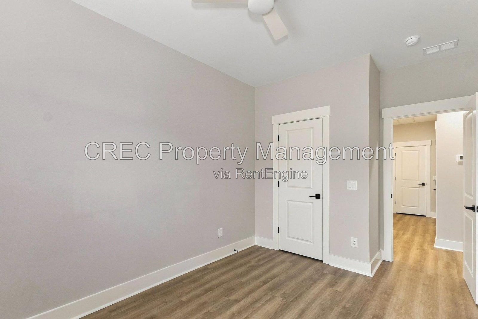 Charming Goose Creek Town Home: Space, Comfort, and Convenience property image