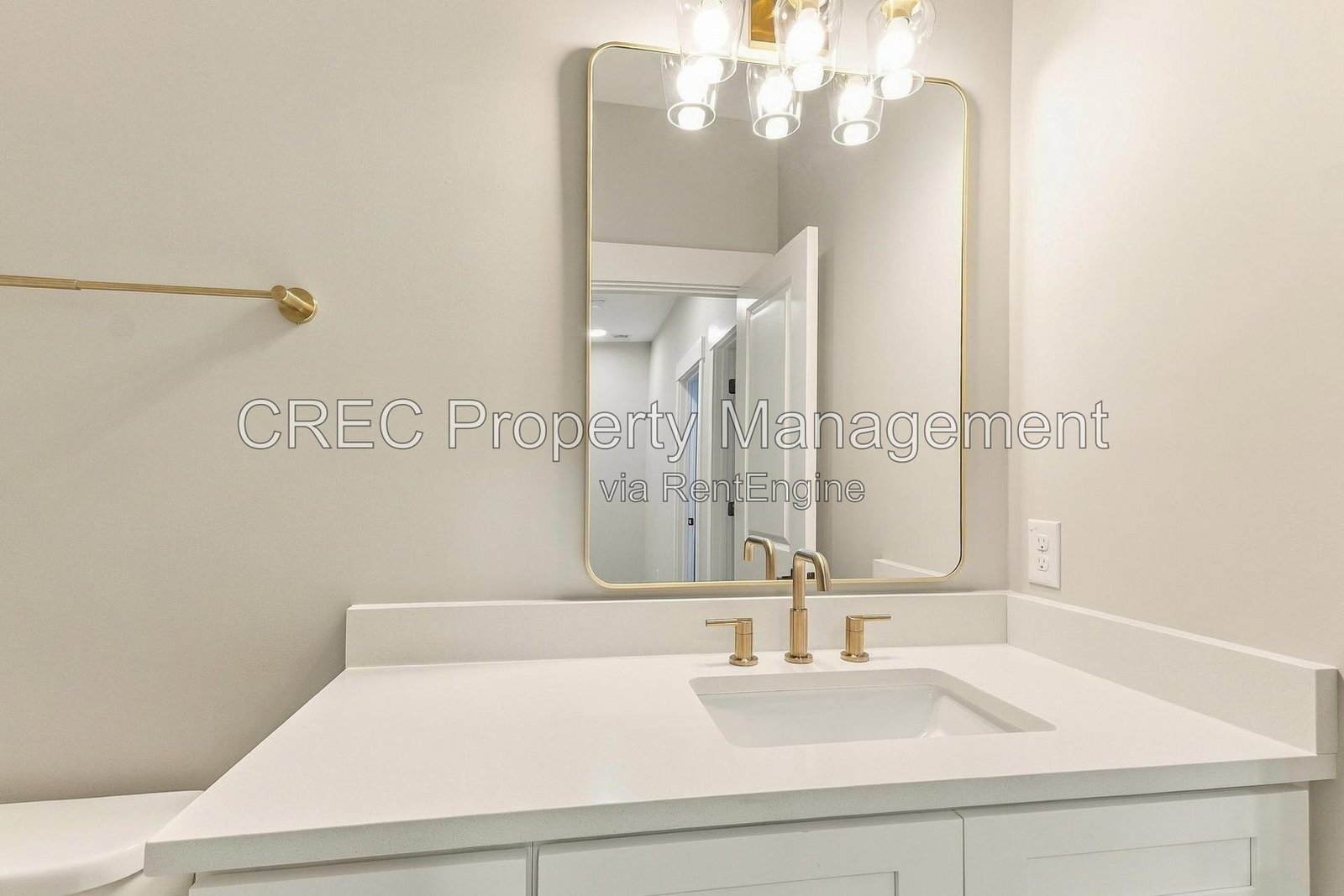 Charming Goose Creek Town Home: Space, Comfort, and Convenience property image