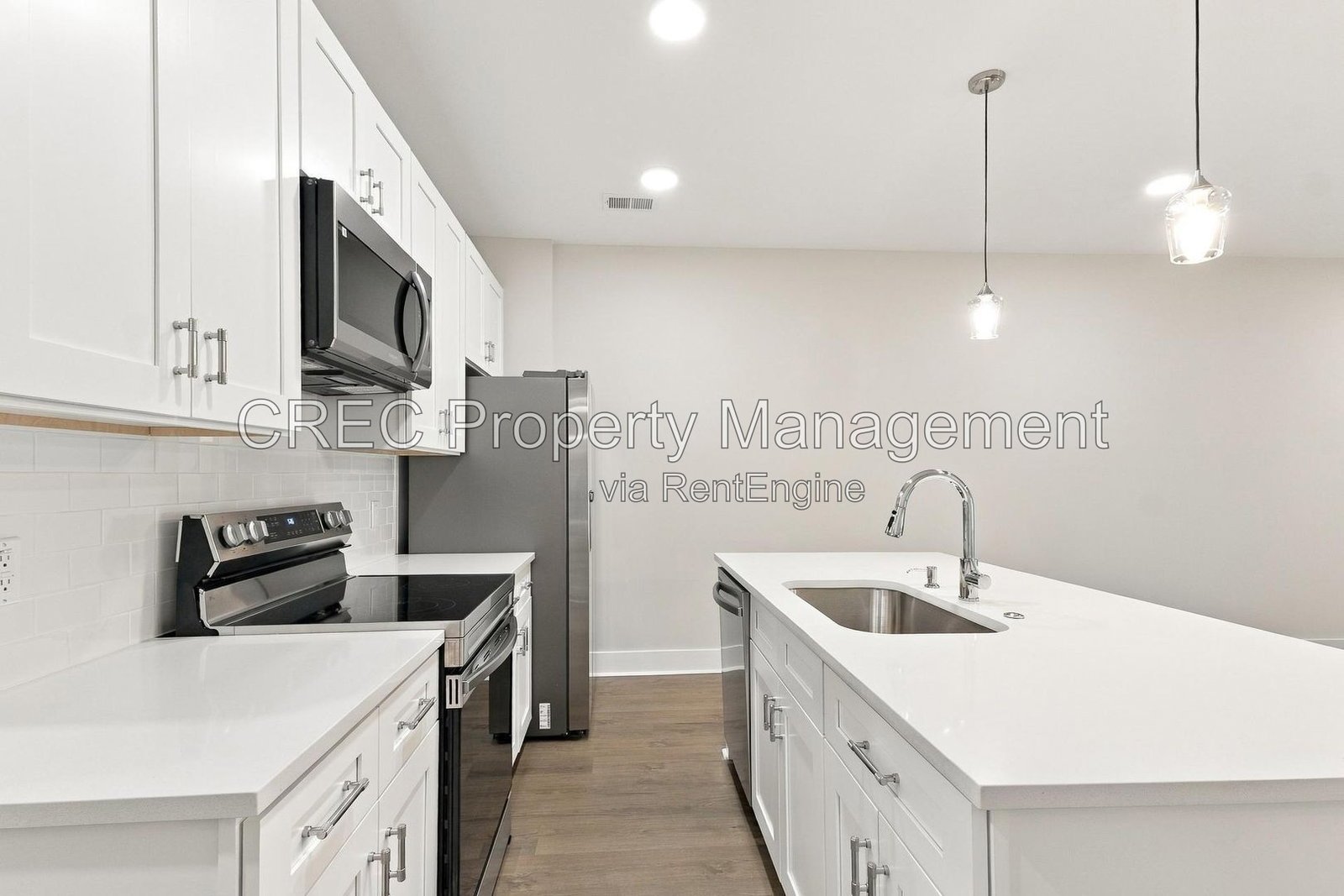 Charming Goose Creek Town Home: Space, Comfort, and Convenience property image
