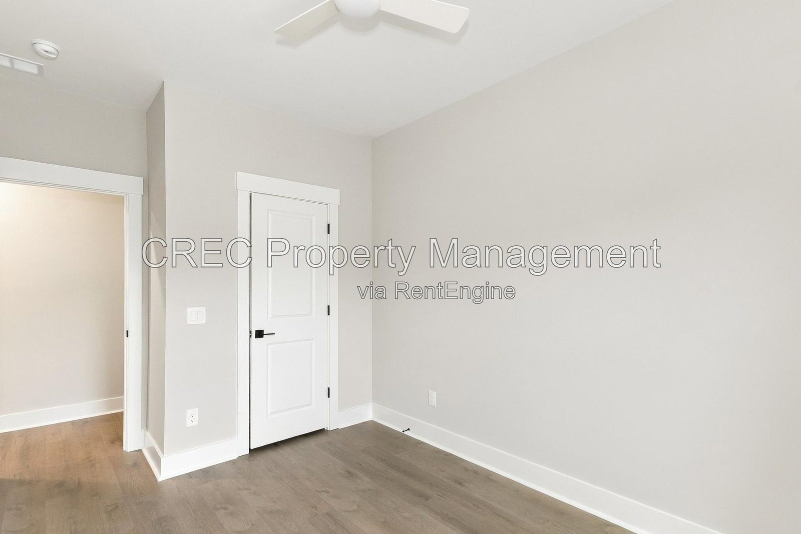 Charming Goose Creek Town Home: Space, Comfort, and Convenience property image