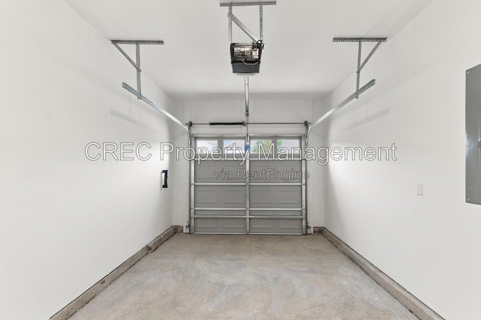 Charming Goose Creek Town Home: Space, Comfort, and Convenience property image