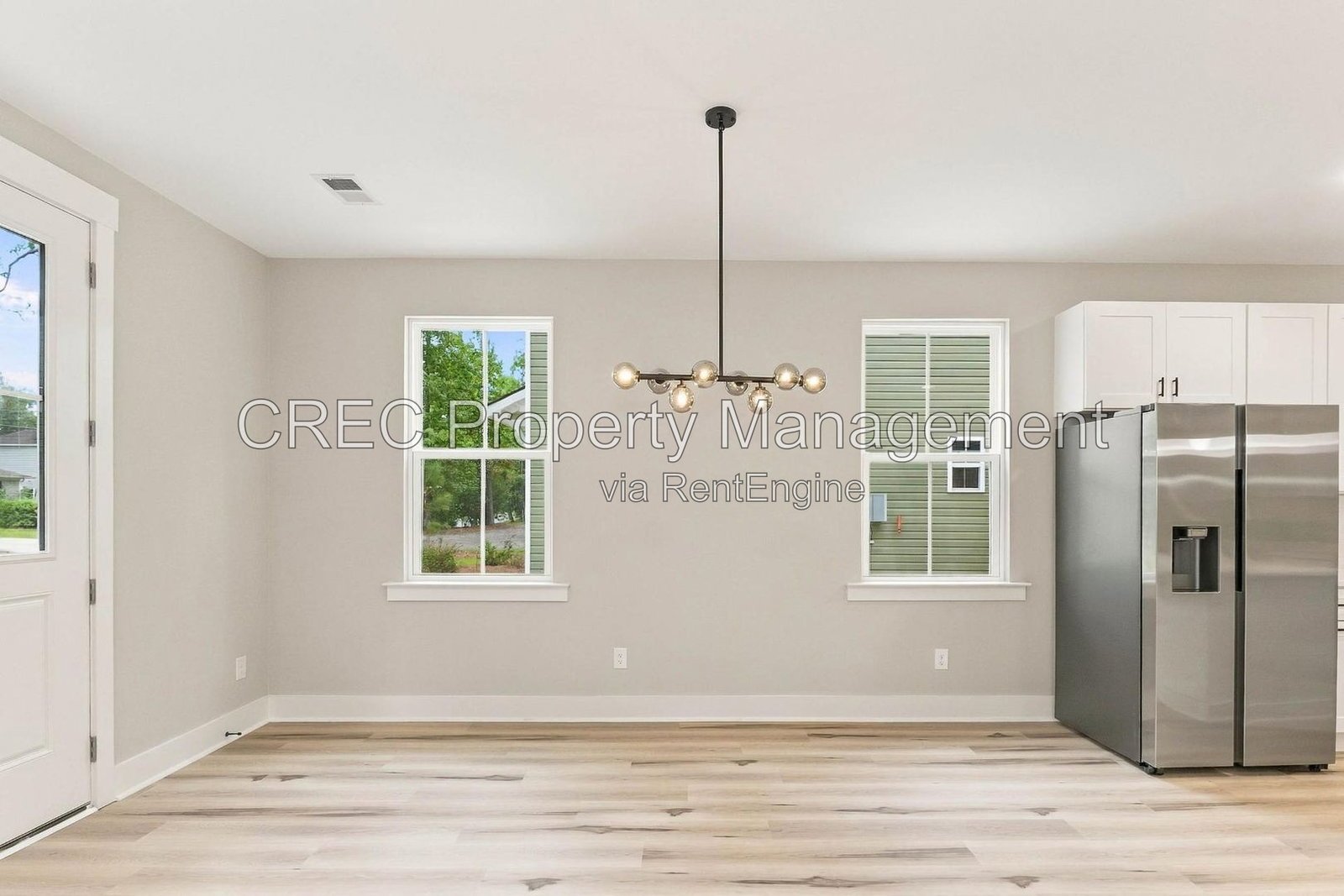Charming 3 Bed 2.5 Bath Summerville Home on Limehouse Drive property image