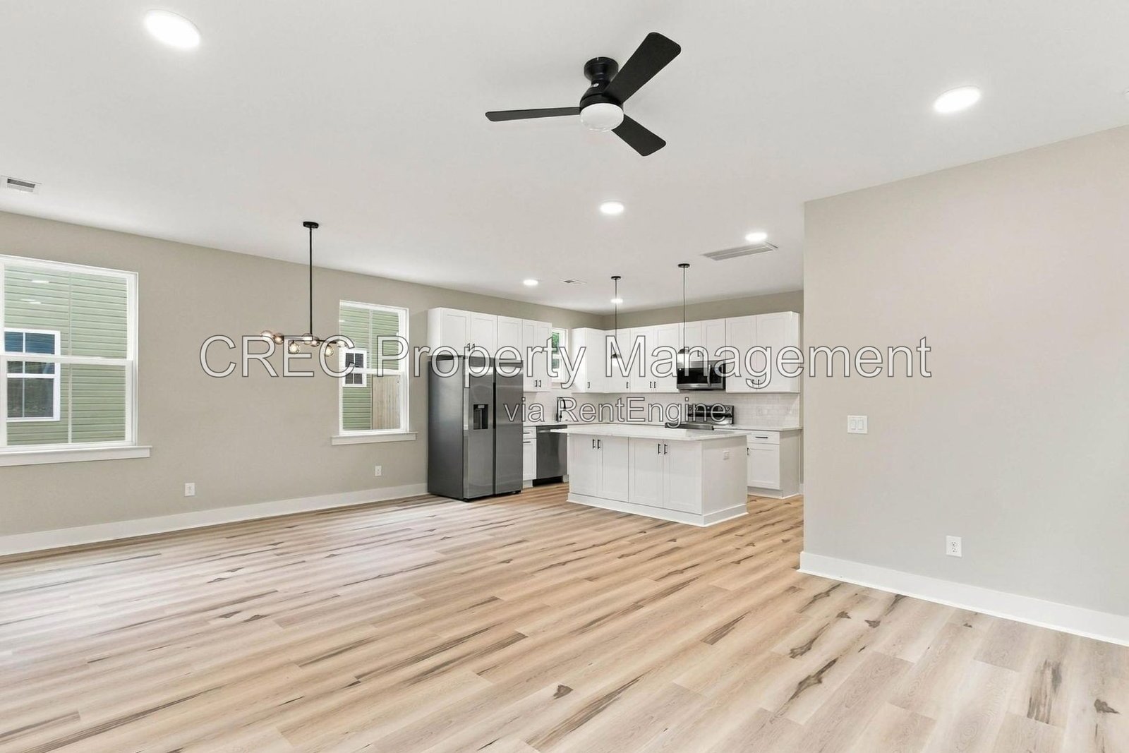 Charming 3 Bed 2.5 Bath Summerville Home on Limehouse Drive property image