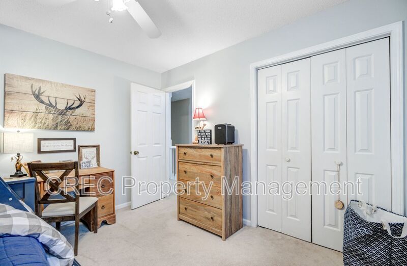 Charming Updated Home in Sought-After Ashborough Neighborhood property image