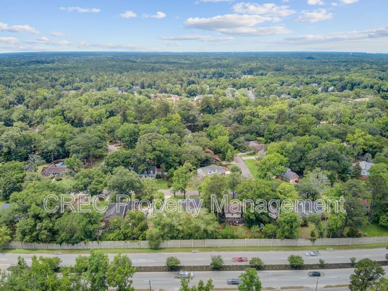 Charming Updated Home in Sought-After Ashborough Neighborhood property image