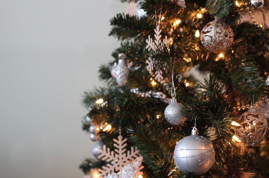 Holiday Decorating Tips for Renters